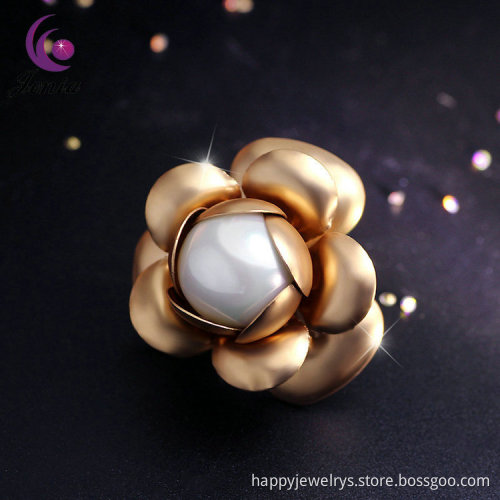 Jenia Cheap Wholesale Feather Brooch Big Pearl Plated White Gold Brooch